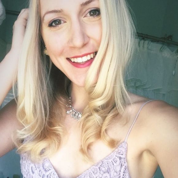 Meet your Posher, Ali - Picture 1 of 1